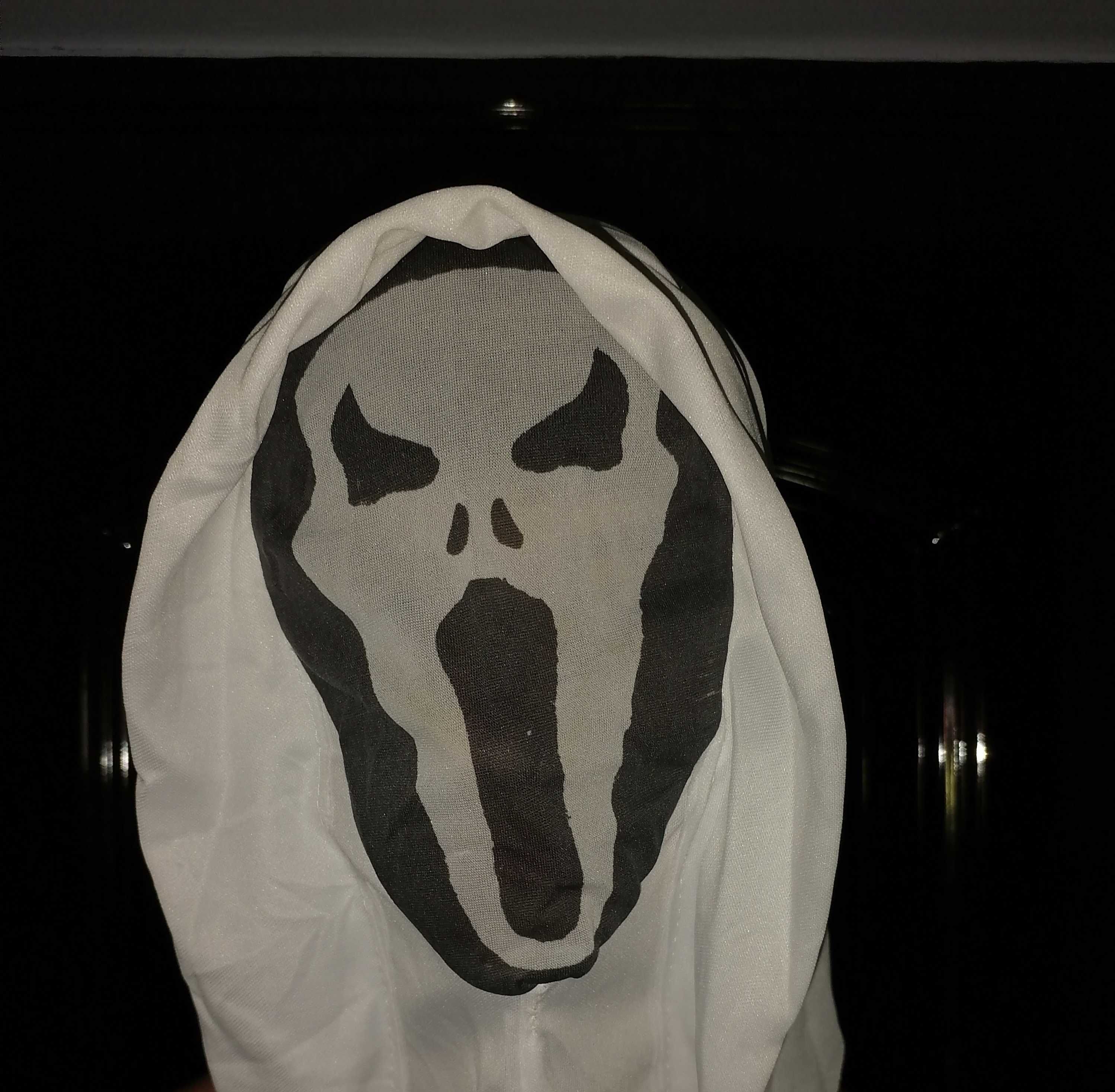 Costum halloween alb