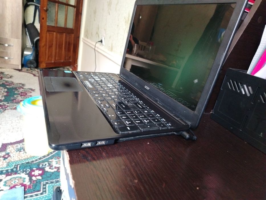 Ноутбук сотилади acer celeron