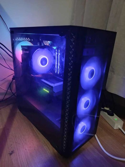 SET COMPLET de GAMING!(RTX 4060 Ti+R7 5700X)+Monitor2K 144Hz+Tastatură