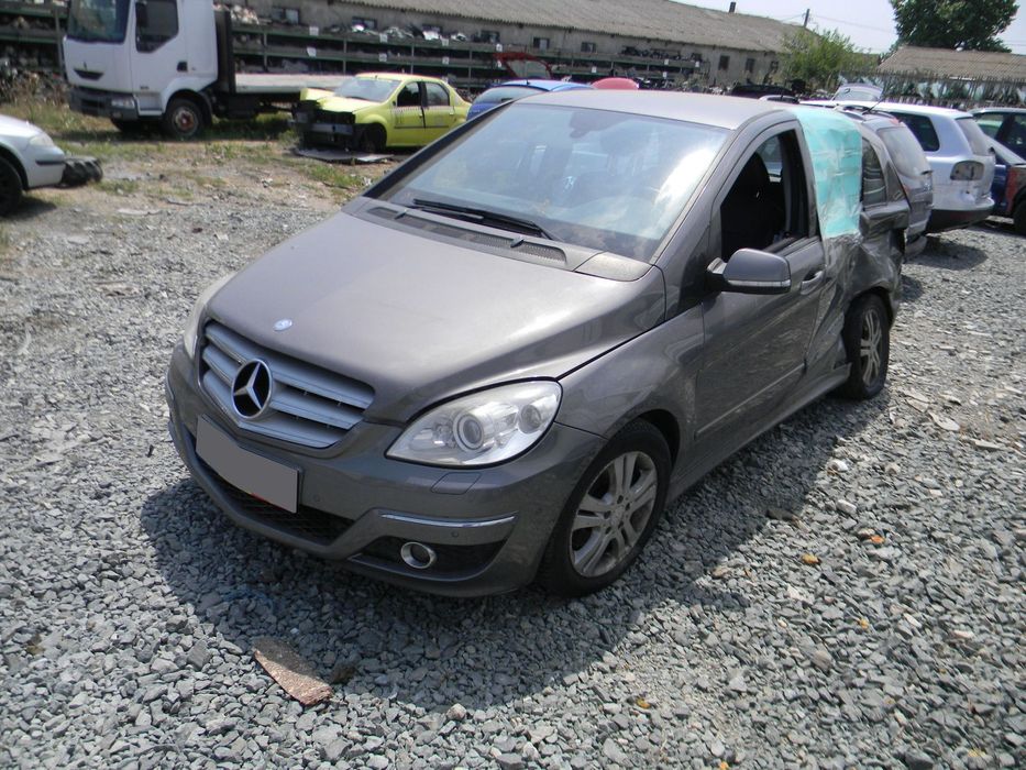 Dezmembrari  Mercedes-Benz B-CLASS (W245)  2005  > 2011 B 200 CDI (24