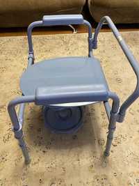 Продам Кресло-стул с санитарным оснащением