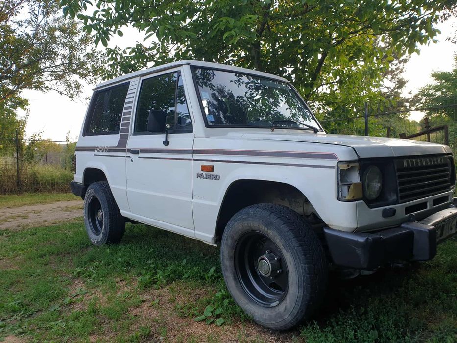 Pajero mk1 cu acte fara rugina