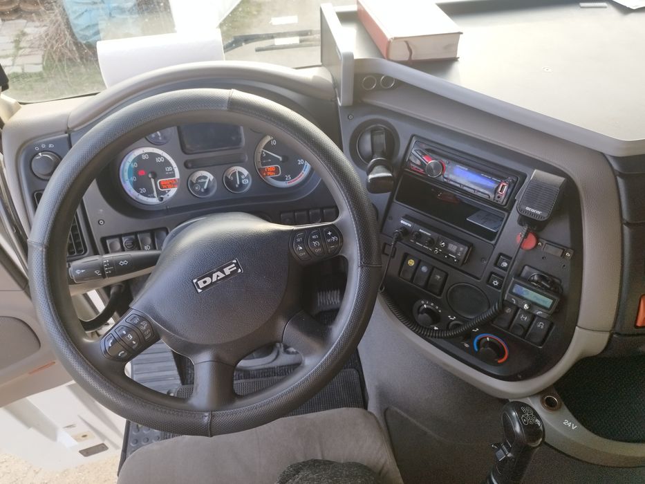 Vând Daf XF105 cu macara sau schimb cu utilaje!