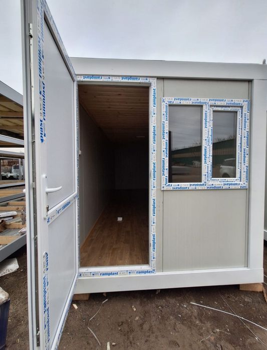 Vand containere modulare la super preț-calitate