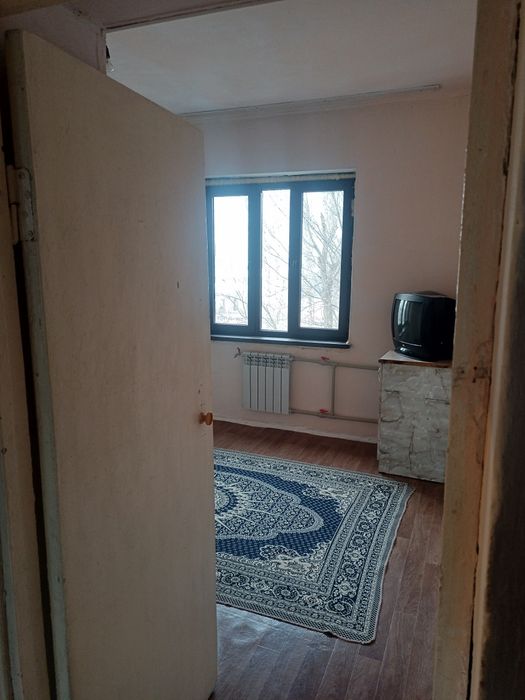 Здаеца квартира в 7 мик 52 дом цена 100000