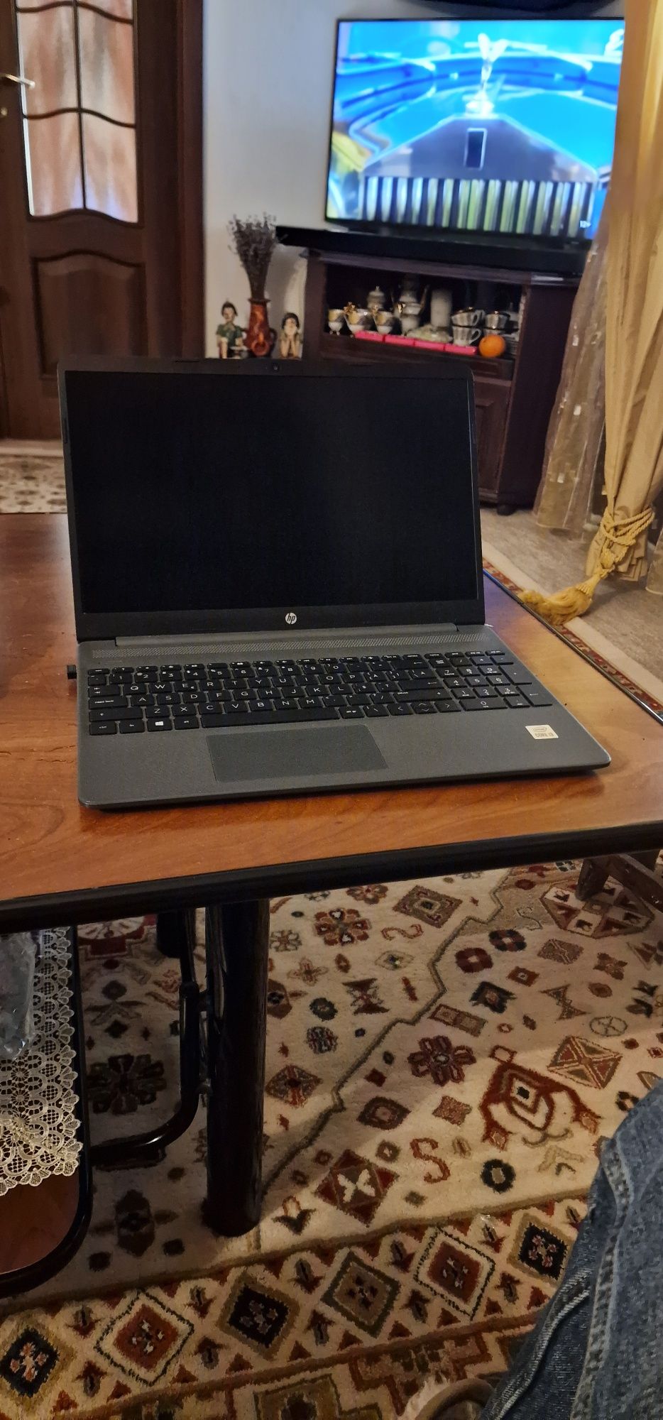 Laptop HP fq1010nq I3 10051G 8 GB RAM 256 gb RAM