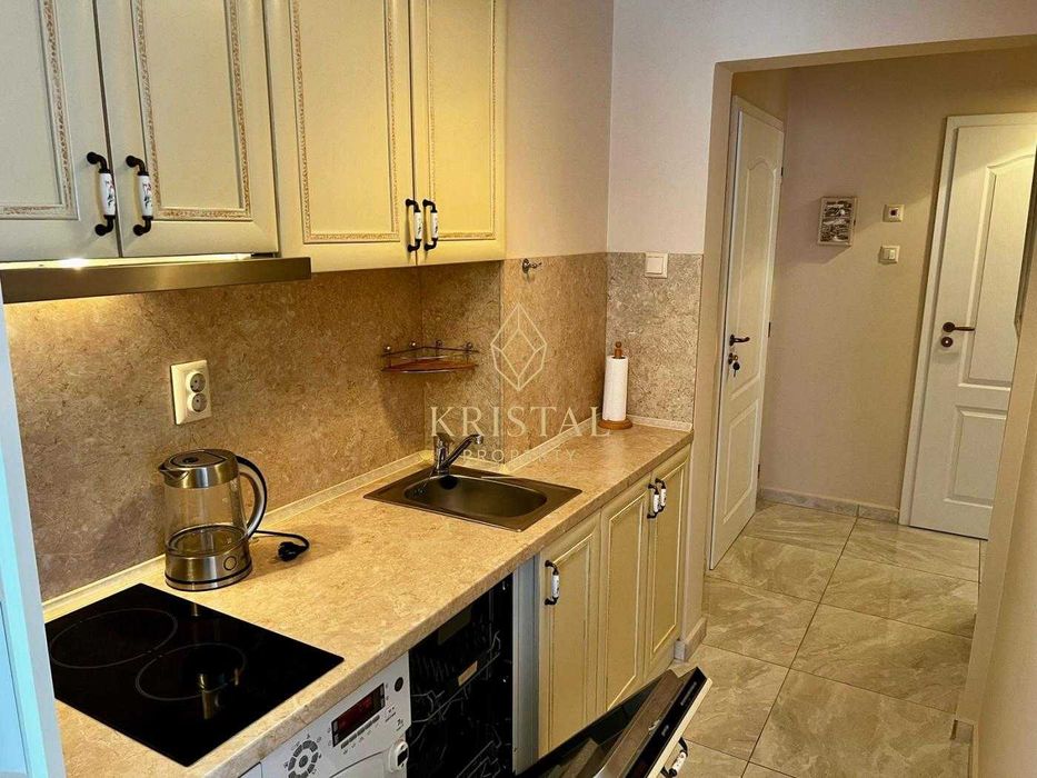 Продава се Тристаен апартамент в к.к. Слънчев бряг - 91 кв.м за 1418 €/кв.м - Снимка #4