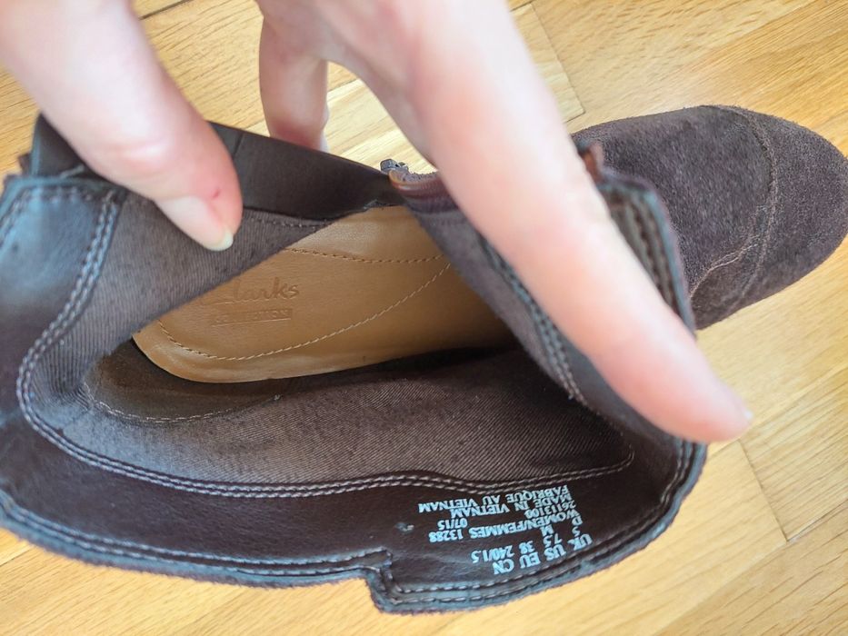 Боти от естествен велур Clarks 38 номер