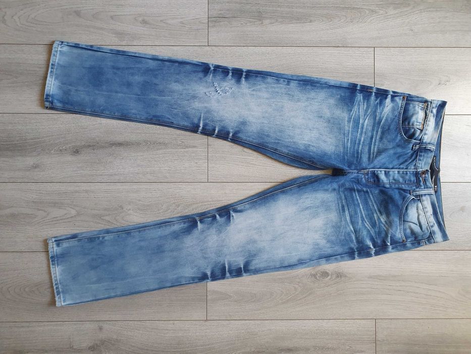 Blugi ROCAWEAR "Tapered Straight Fit" - Marime 31 (Talie 81 cm)