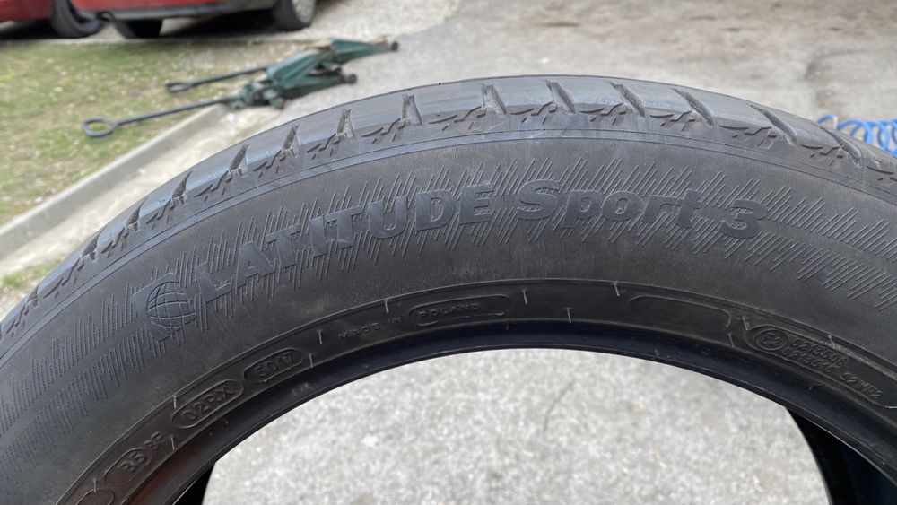 Продавам 2бр. Летни гуми 235/55/19 Michelin / Мишелин