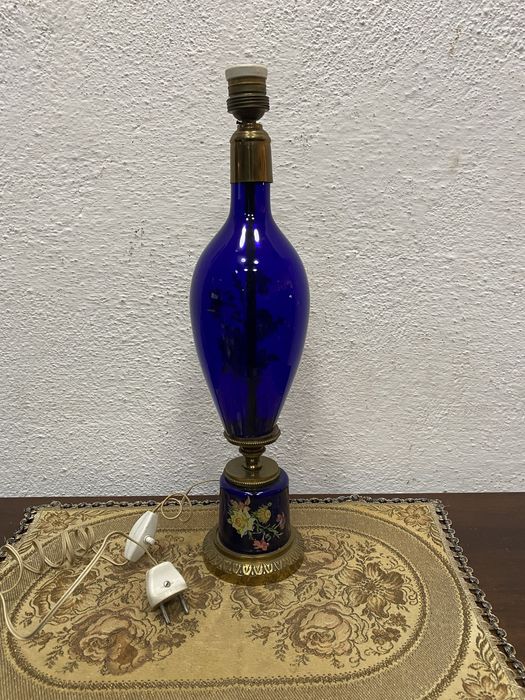 Стара френска лампа рисувано стъкли месингова основа