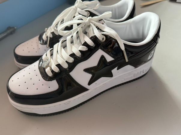 Продавам bape обувки