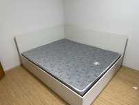 Vand patt 160x200 cu somiera si saltea