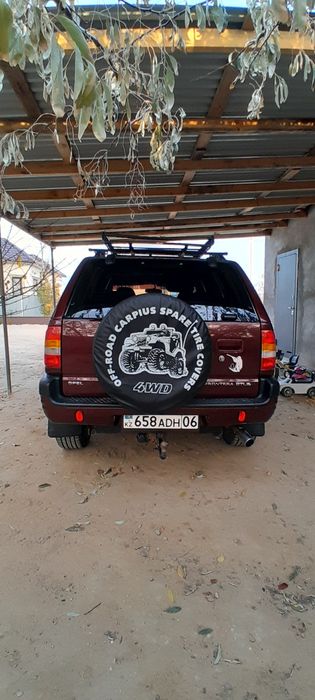 Фронтера внедорожник в отличном состояний