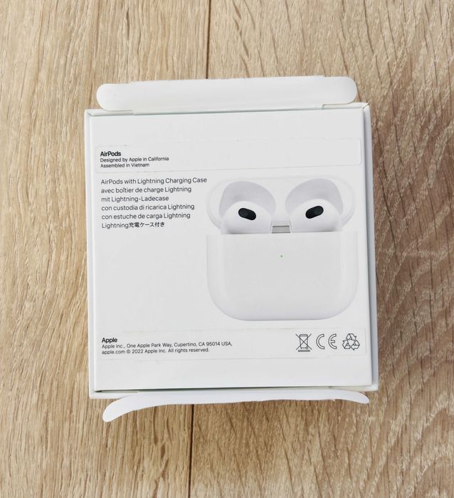 Casti Apple AirPods 3, Lightning Charging Case, White