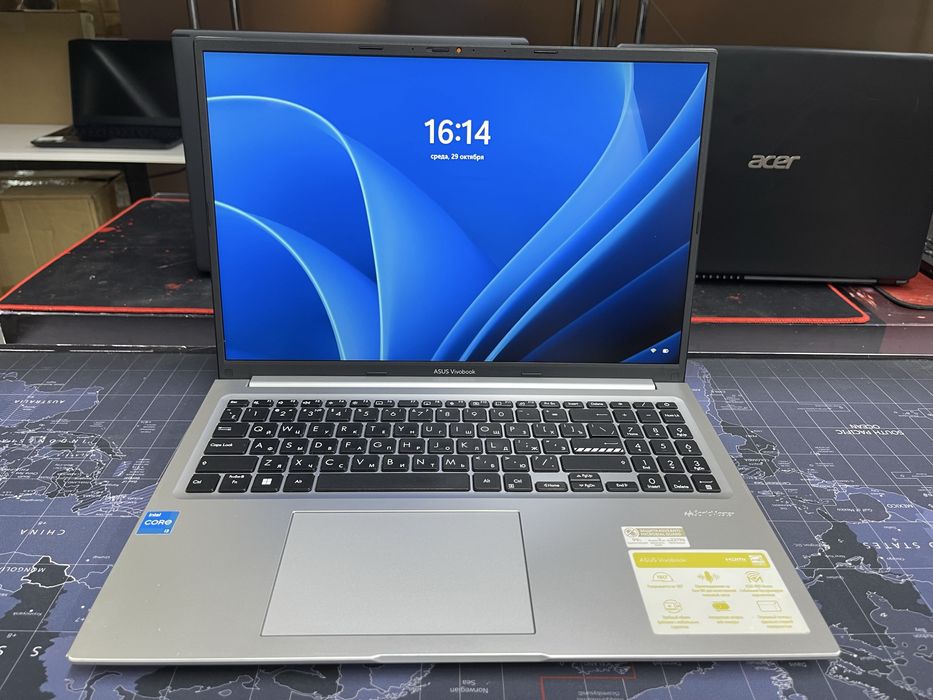 Ноутбук Asus Vivobook 16 Core i3-1215U/8GB/SSD512GB