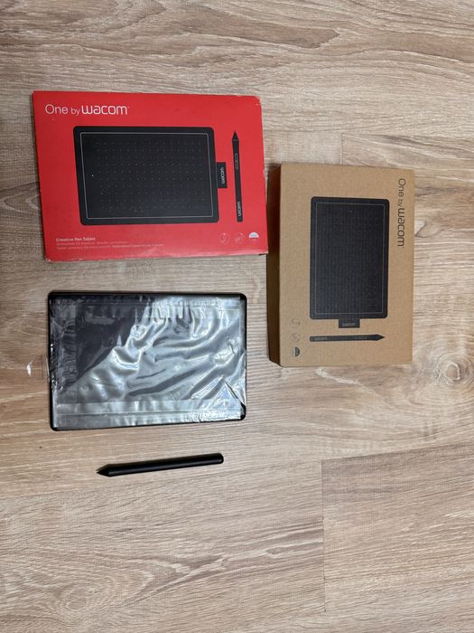 Графический планшет Wacom One Small CTL-472-N в отличном состоянии