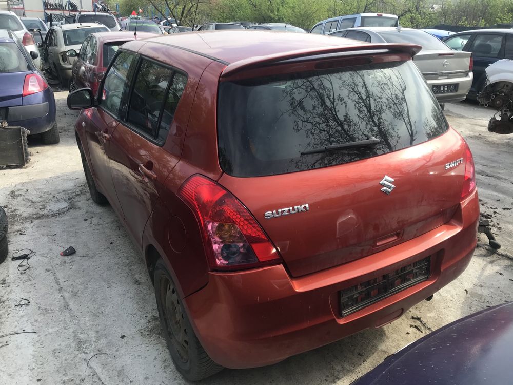 Tripla stop Suzuki Swift