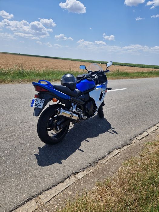 Vând Suzuki gsx-f, se poate limita A2,, an 2012