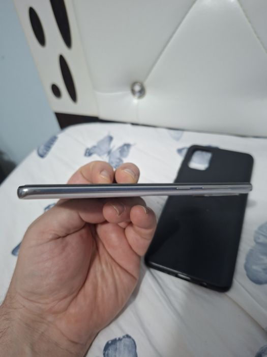 Samsung Galaxy A71 impecabil