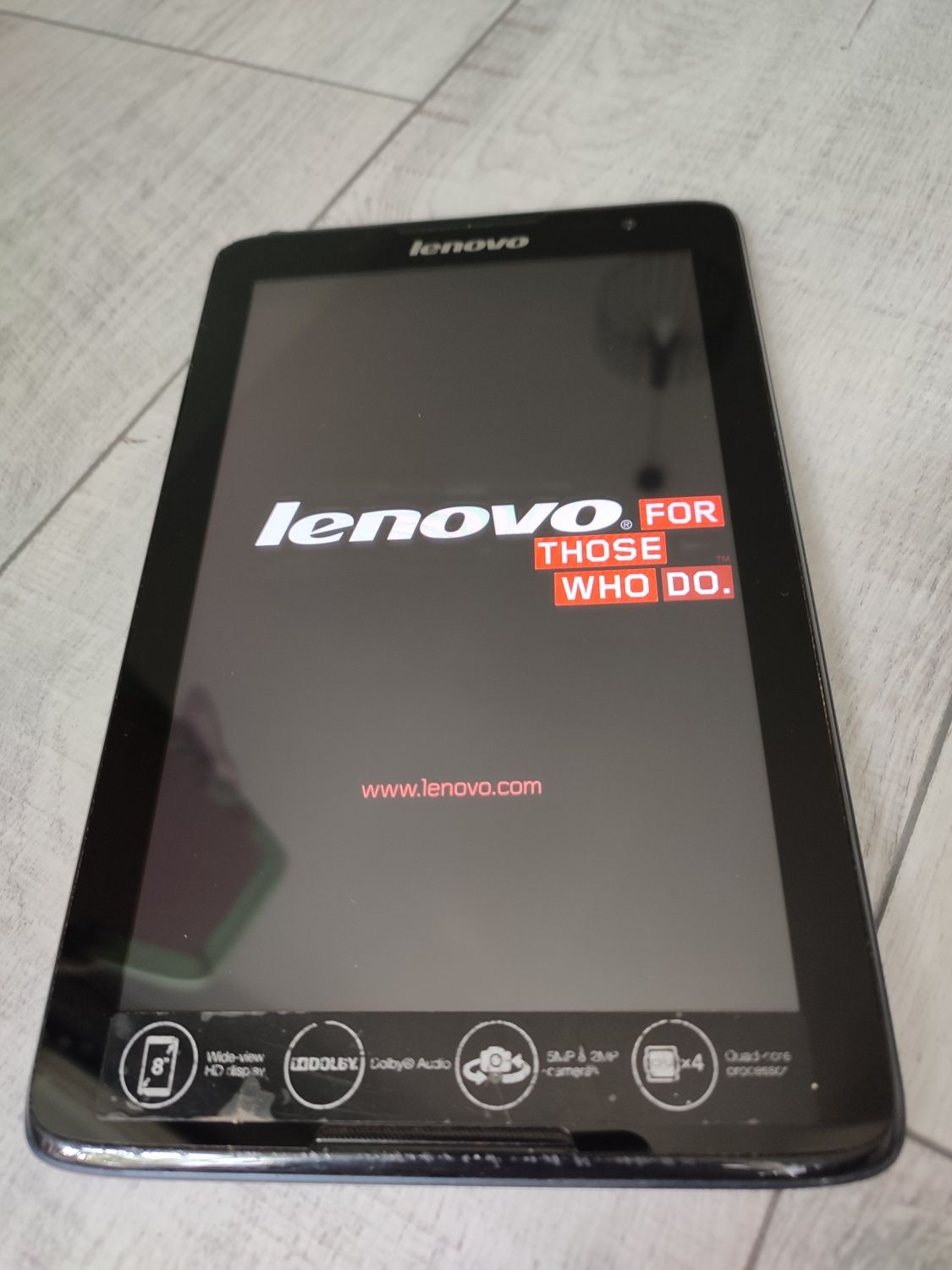 Lenovo A5500F таблет