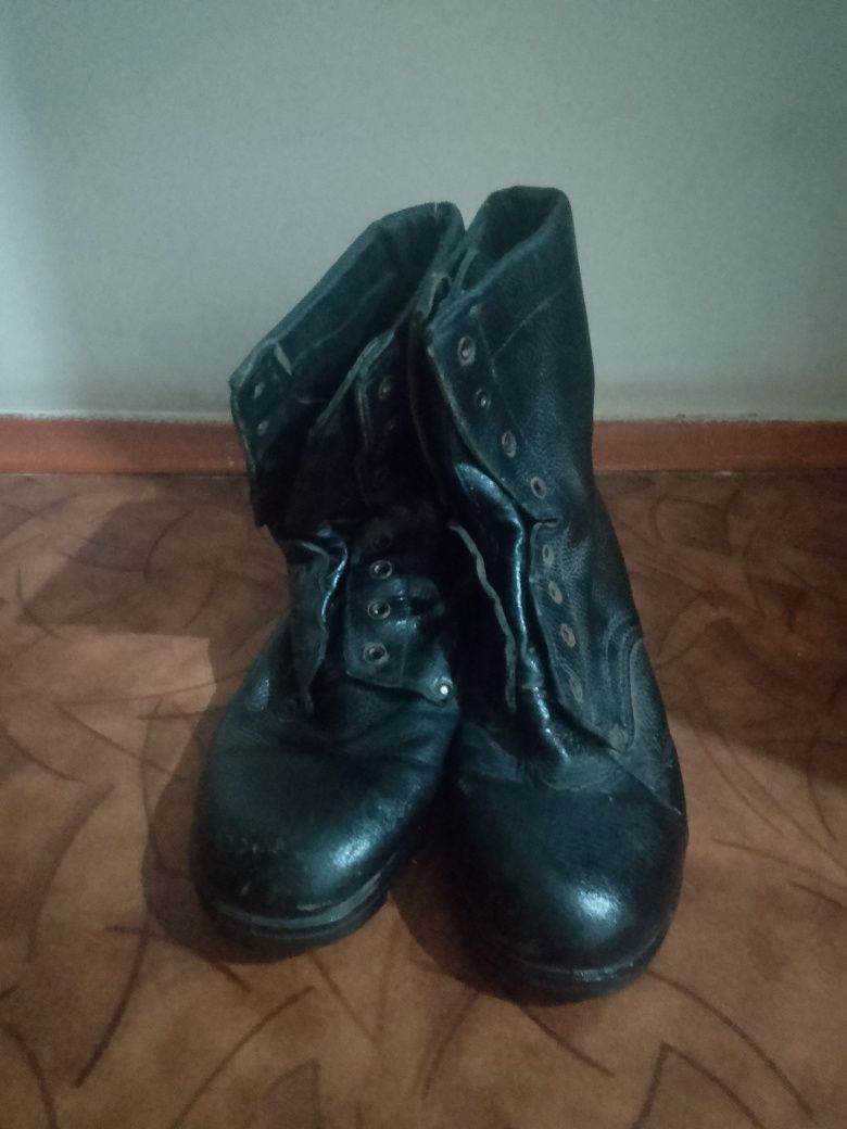 Ботинки рабочий кожанный