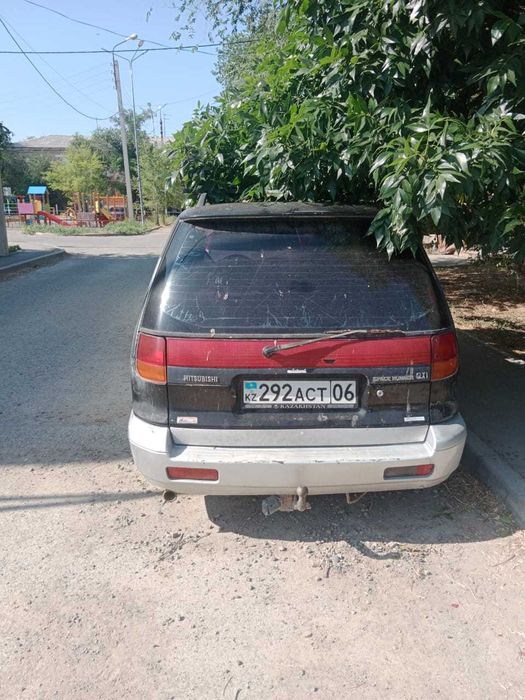 Срочно! Mitsubishi Space Runner 2.0