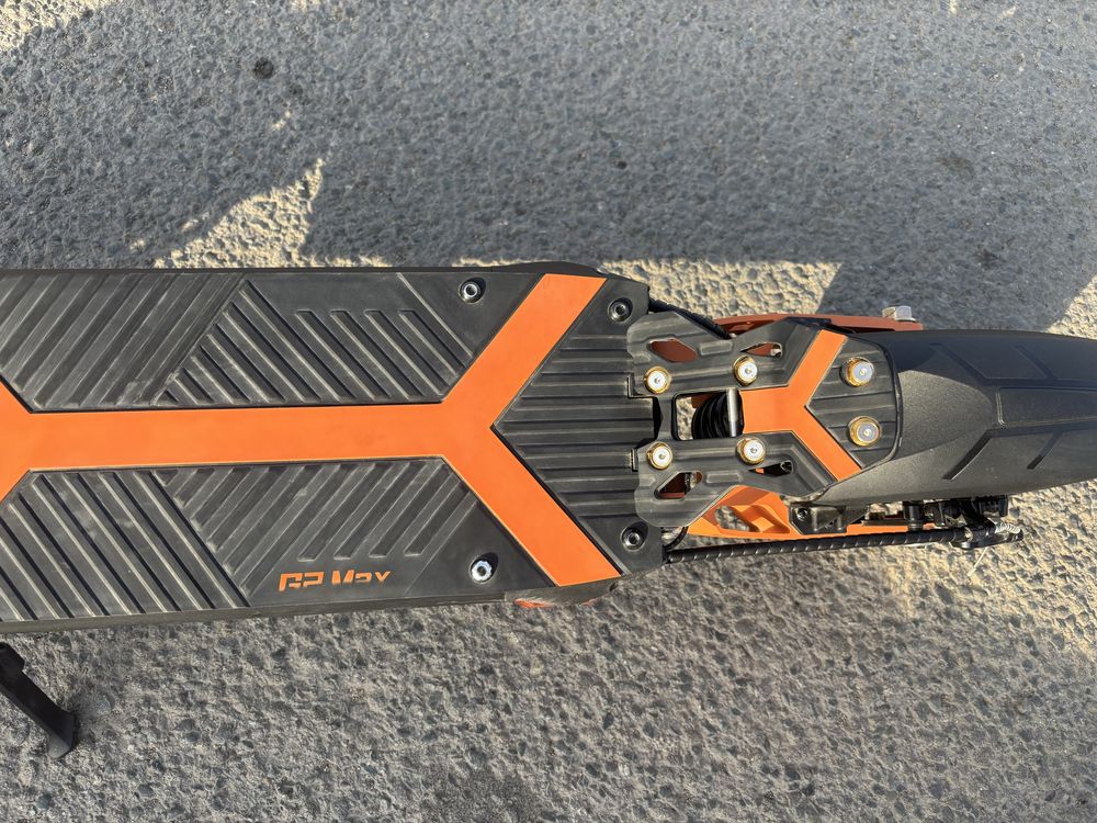 Kukirin G2 Max модел 2025 + ПОДАРЪК ВИЗЬОР
