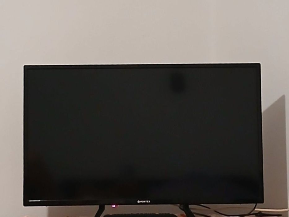 Vând Urgent Televizor LED VORTEX HD, 81 cm Nou