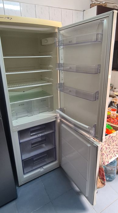 Combina frigorifica Zanussi in stare buna
