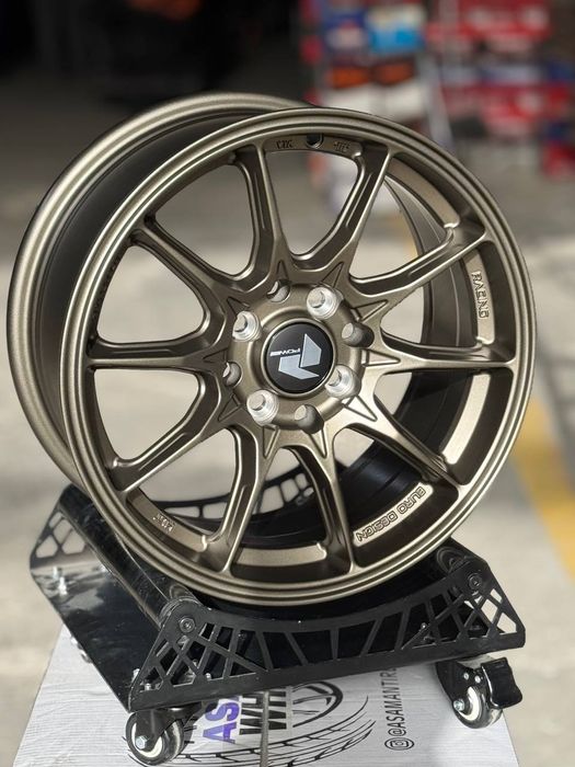 R 15 sport saka diska