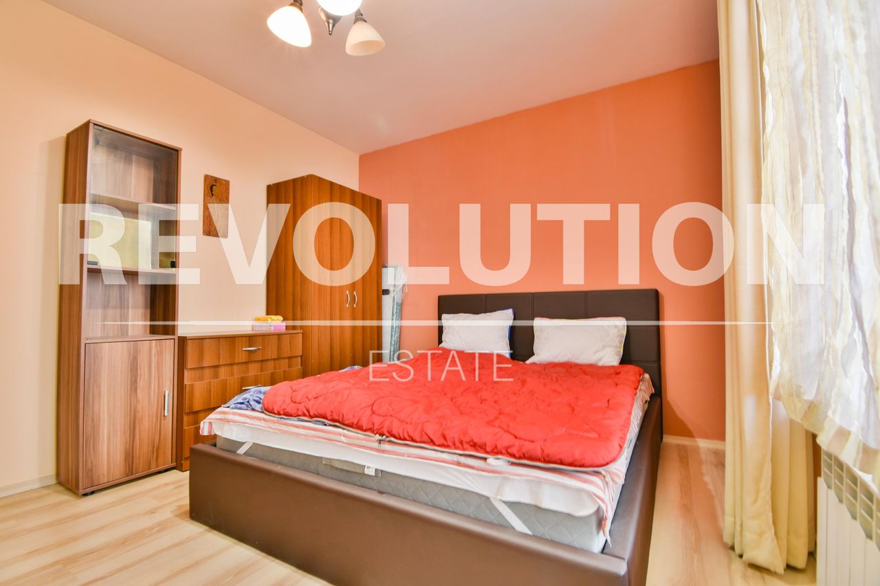 Дава се под наем Тристаен апартамент в София, Център - 91 кв.м за 960 € - Снимка #4