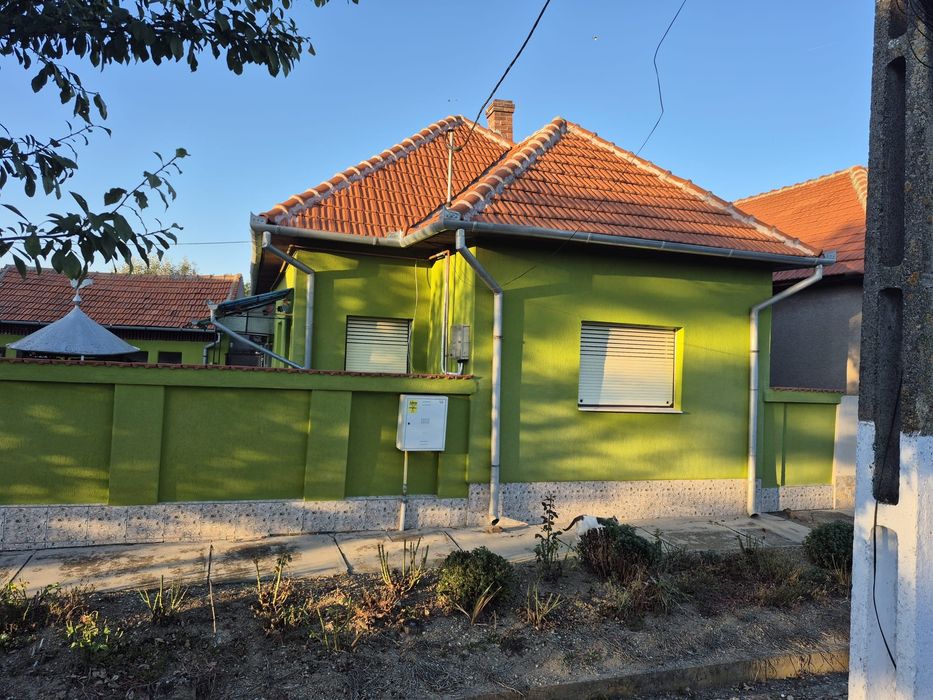 Casa si teren de 1400mp