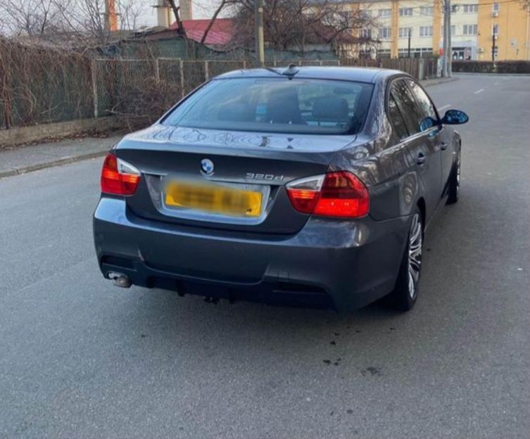 Bara capota trager far portiera haion triple bara spate m bmw e90 e91