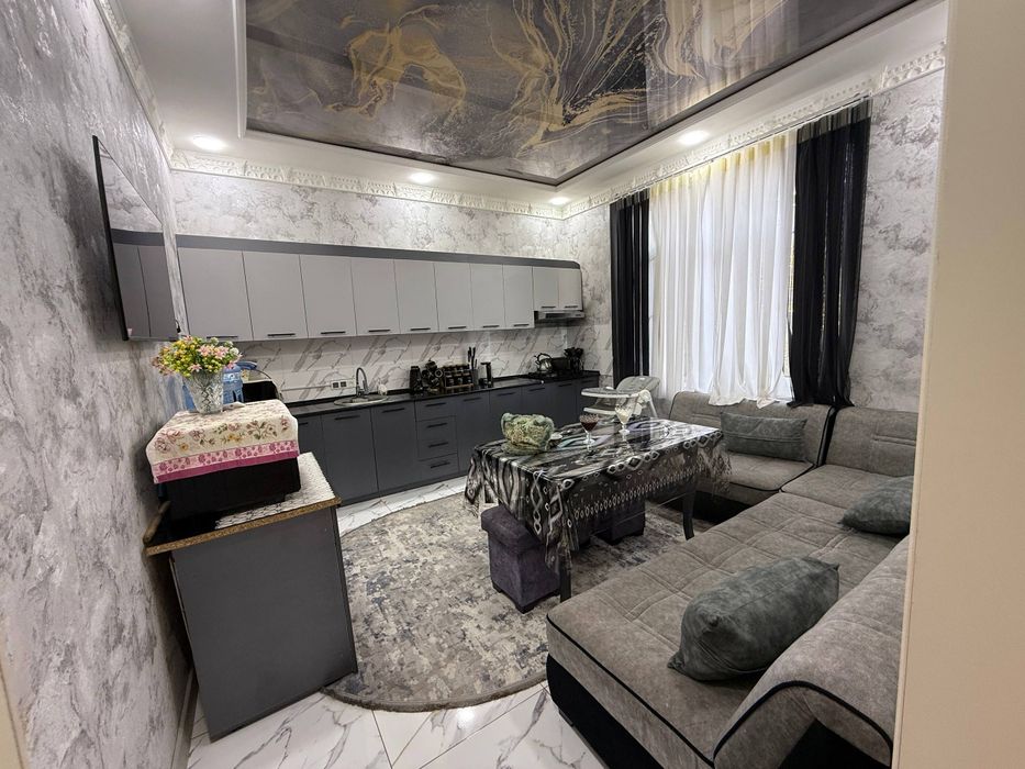 Продаю срочно 2-х этажный участок