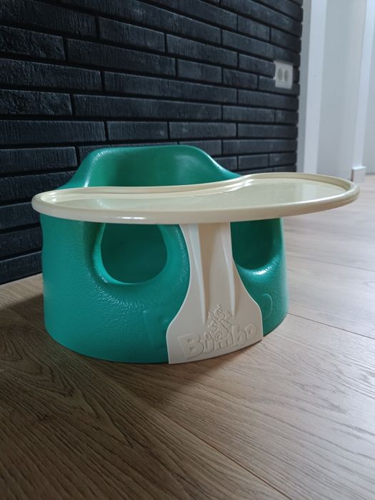 Scaun Bumbo cu masuta