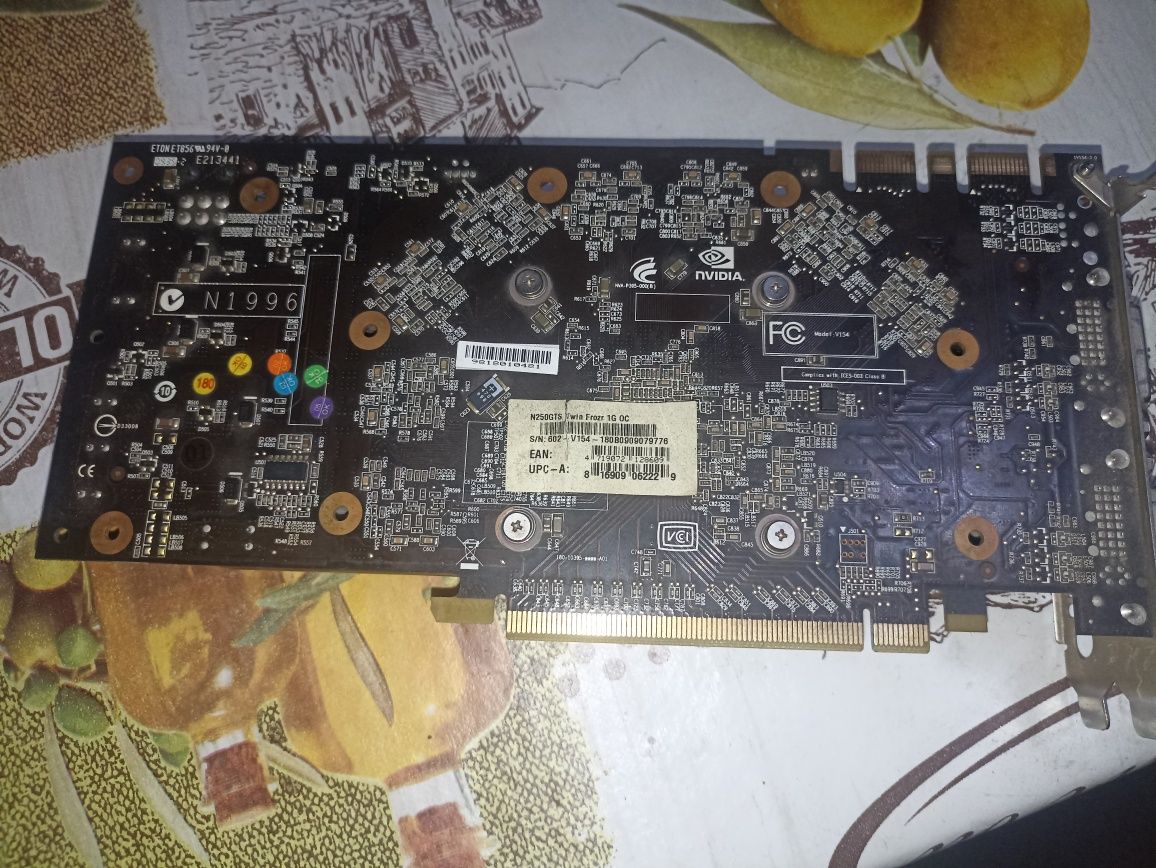 Продам видеокарту MSI N250GTS Twin Frozr