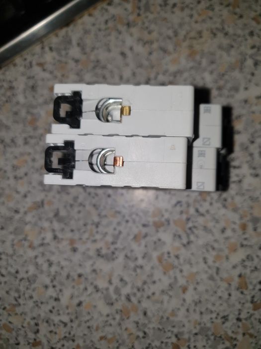 Dijunctor ABB Monopolar C25 5buc plus Dijunctor MONOPOLAR C10 1 buc