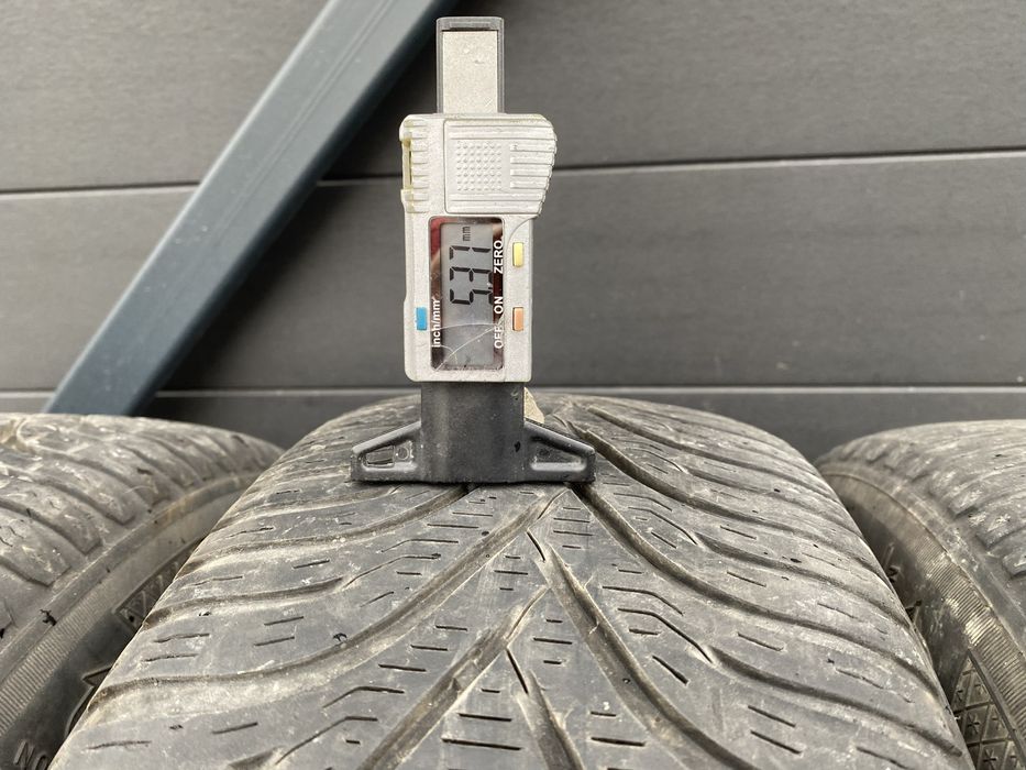 Jante Opel cu anvelope iarba Kleber 185/60 R15 cu profil 5-7 mm