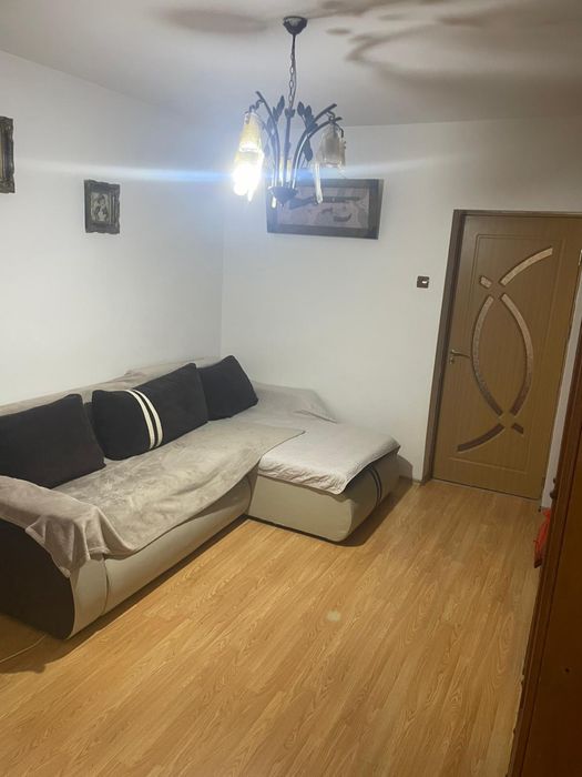 Apartament 3 camere - Coca Cola!