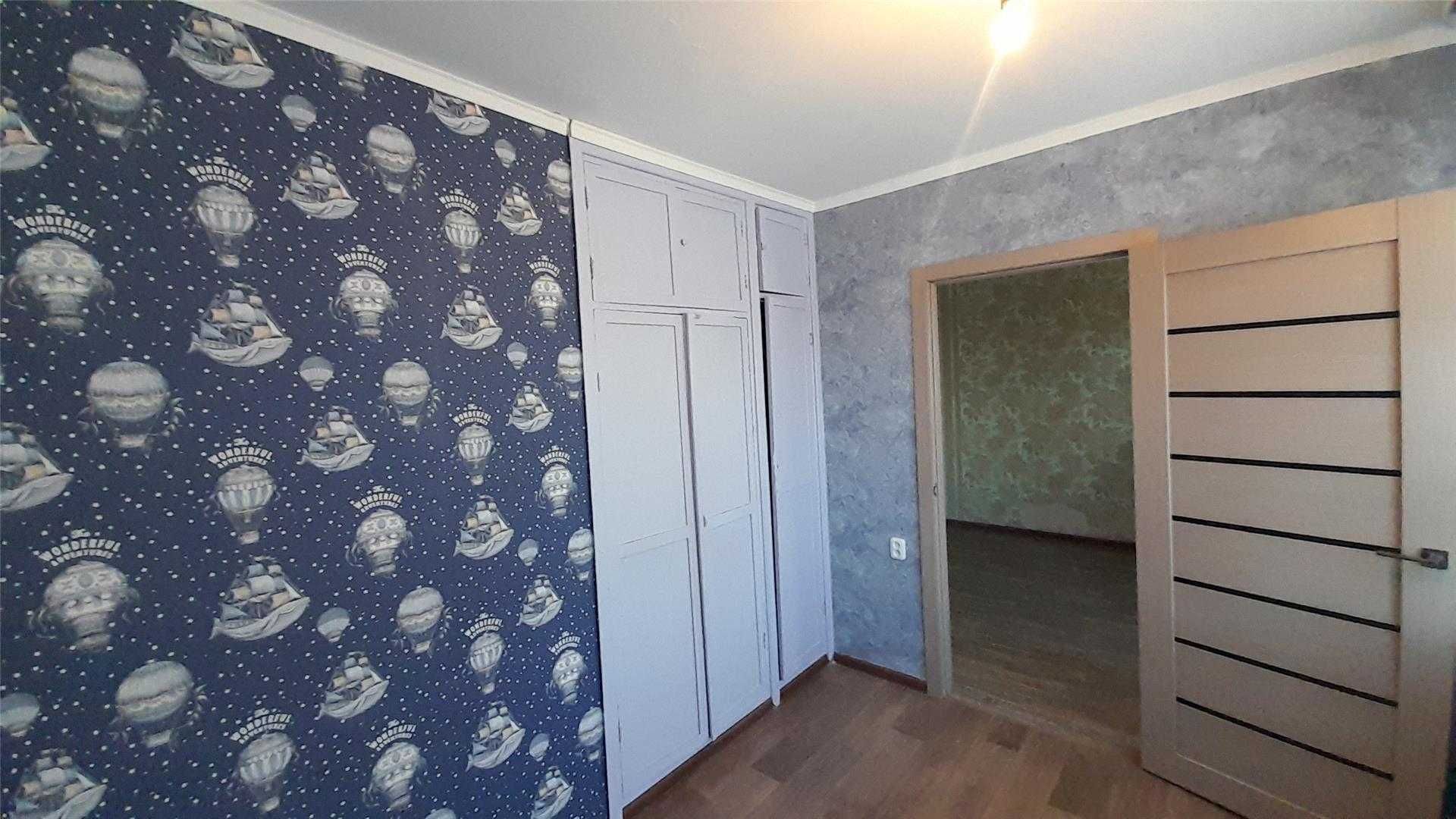 Продам 3 комн квартиру по ул Абая на 5 мкр, расмотр обмен!