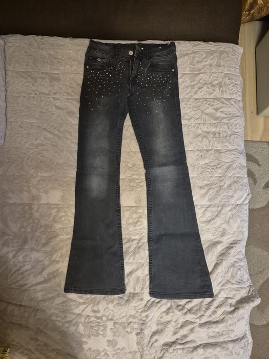 Дънки с камъчета