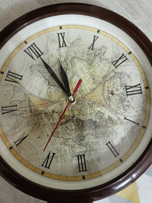 Часы в детскую и на кухню