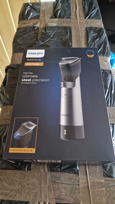Philips Series 9000 Prestige Beard Trimmer BT9810/13