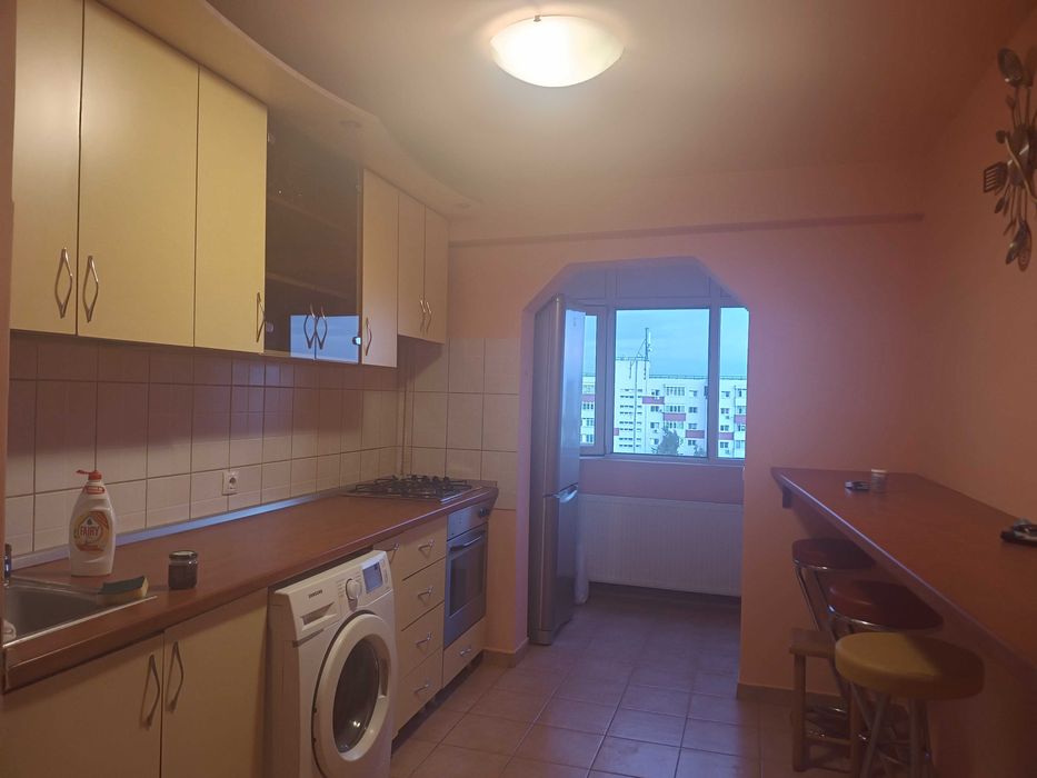 Apartament 3 camere de inchiriat