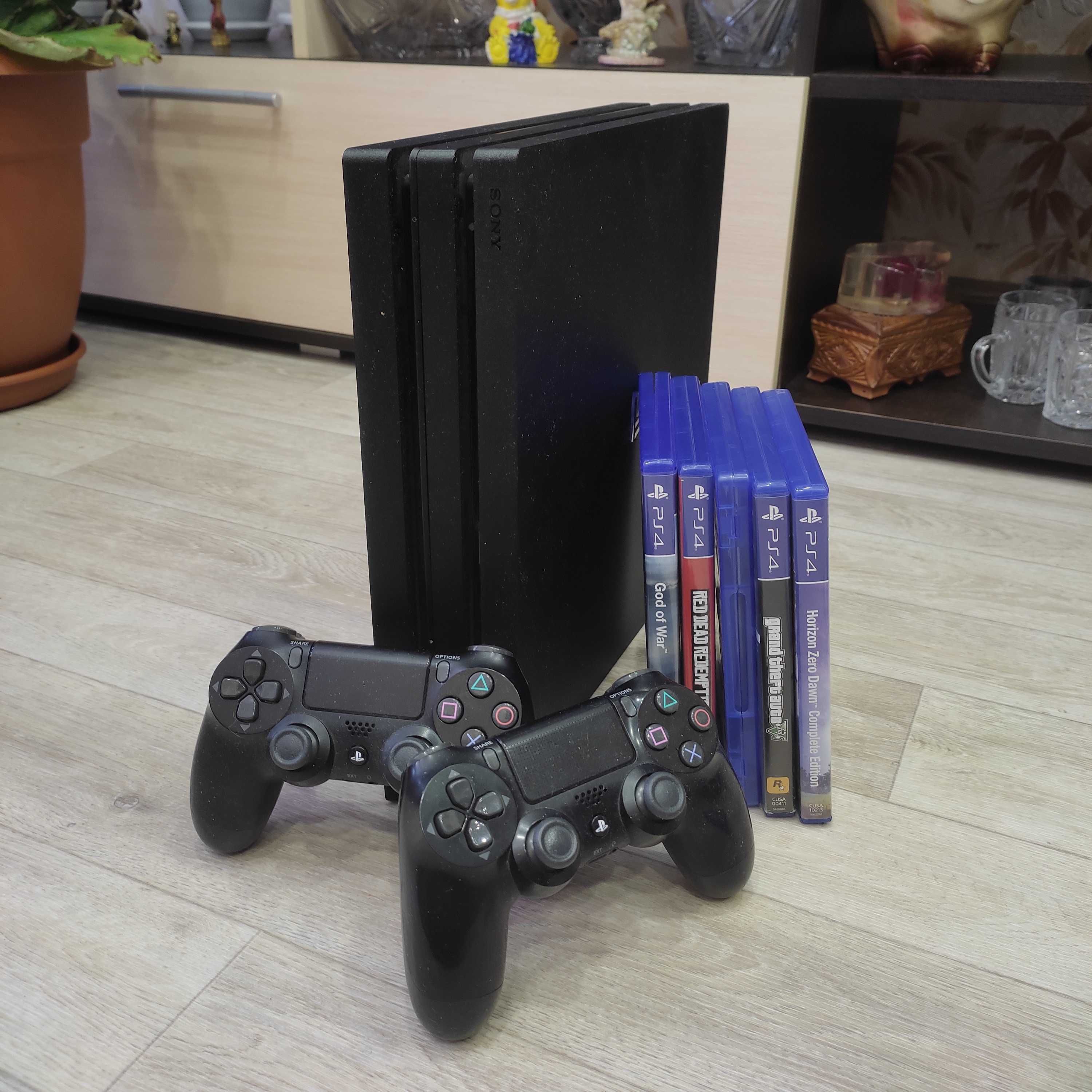 Ps4 pro 1T в отличном состоянии 230тысяч