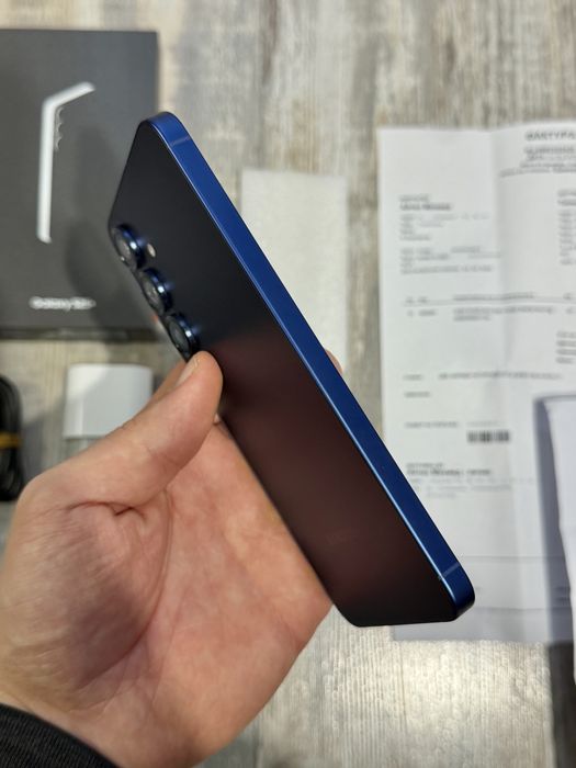 Samsung Galaxy S25 Plus 256 GB 12 GB Ram Dual Sim Като Нов