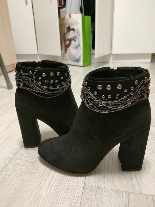 Продам осенние сапожки