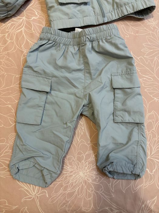 Бебешки дрешки - яке и панталони, марка HM в отлична състояние