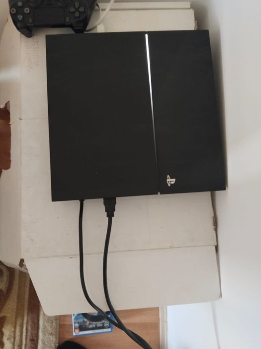 Playstation 4 сатам